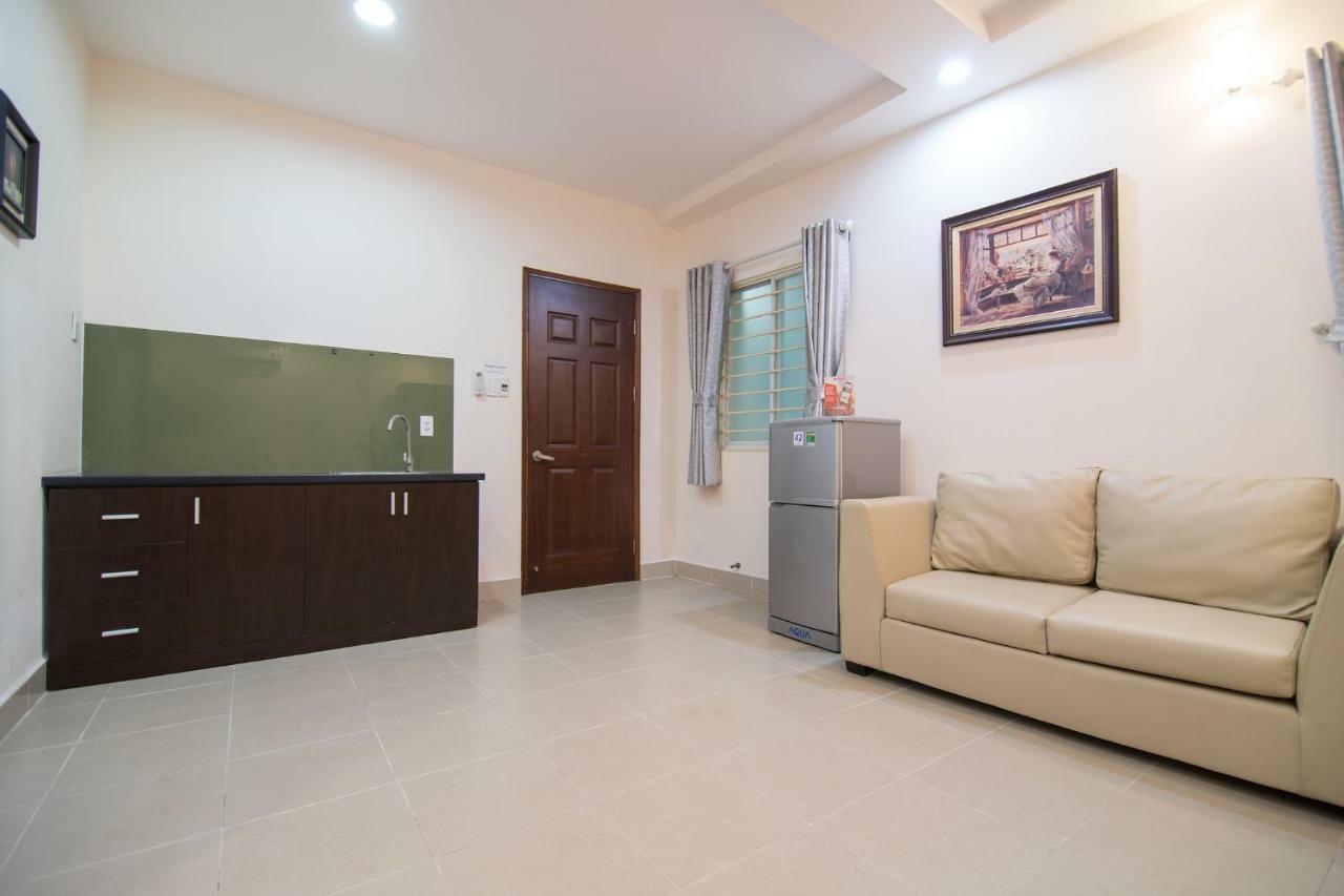 Reddoorz @ Hai Ba Trung Street Хошимин Экстерьер фото