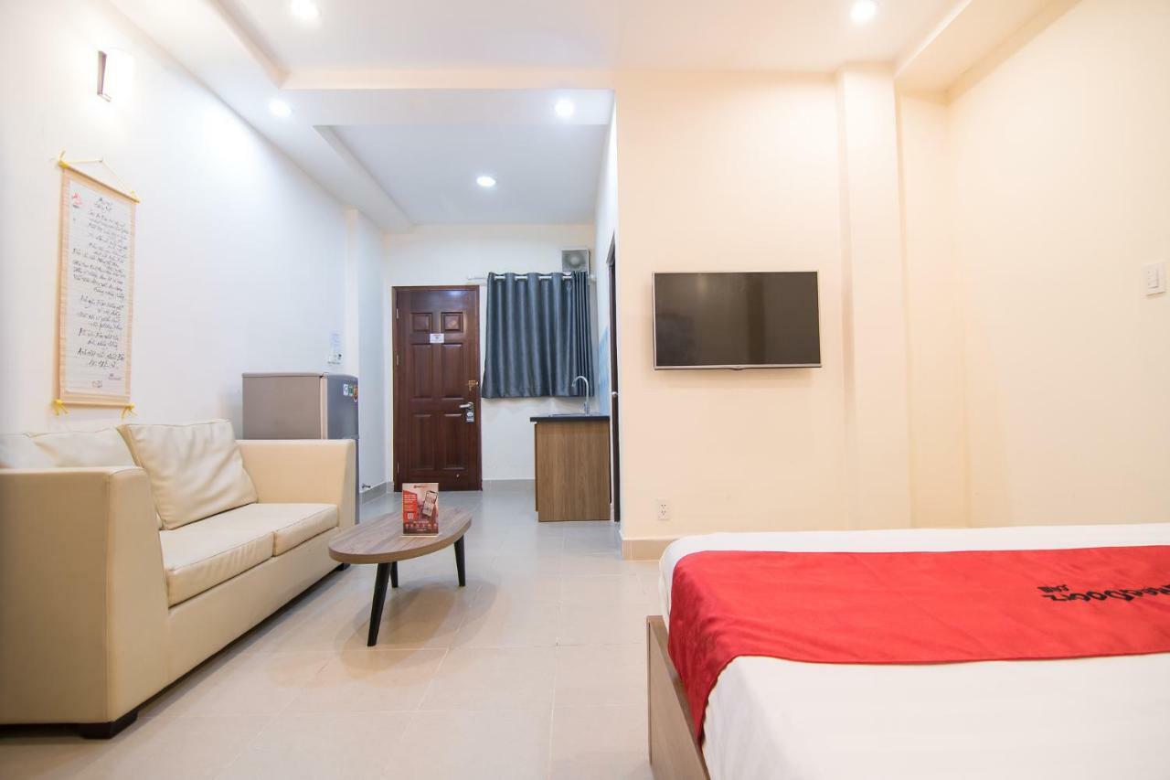Reddoorz @ Hai Ba Trung Street Хошимин Экстерьер фото